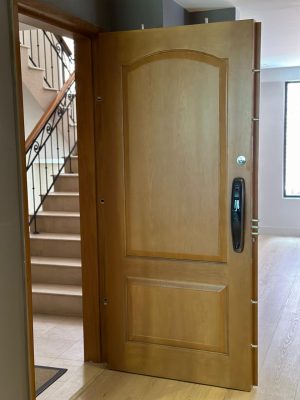 Puertas Con Cerradura Biométrica